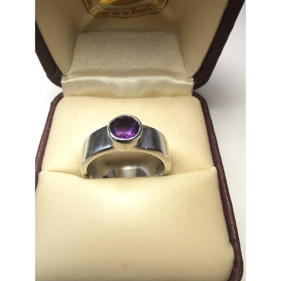 Sterling Silver Ring Purple Gem Size 7 925 Solid Silver Band Slight Patina Vint - Picture 9 of 10